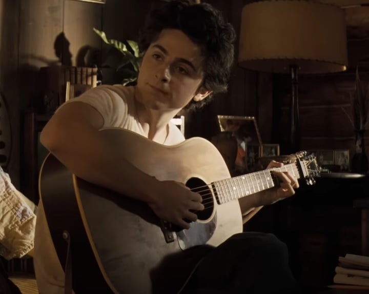 A cinebiografia de Bob Dylan rendeu a Chalamet uma indicação ao Oscar de 2025 na categoria Melhor Ator - o prêmio ficou com Adrian Brody, por “O Brutalista”. No filme, o ator não só interpreta o artista como canta ele mesmo sucessos de Dylan. 
