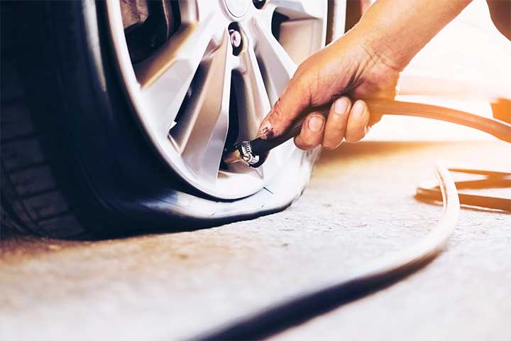 A situação fica ainda mais crítica quando envolve tarefas básicas em automóveis. 
