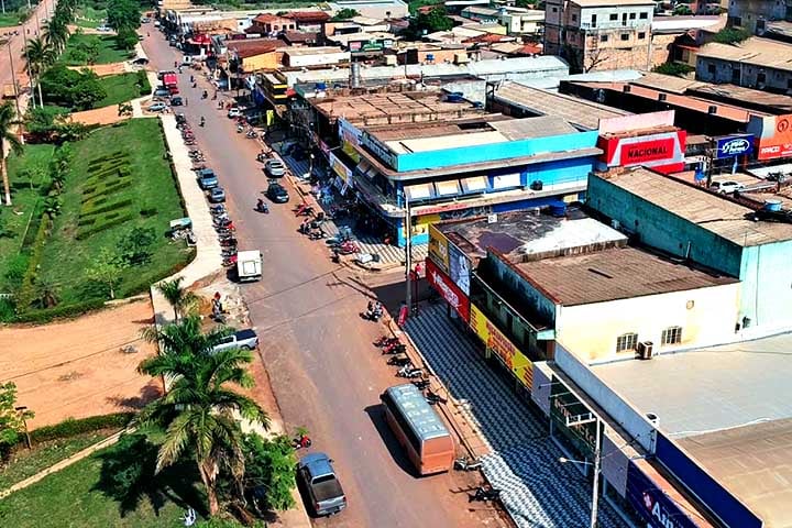 Pacajá (PA) - 40,70 pontos -  Violência urbana e rural é um dos principais desafios. Acesso precário a saneamento, transporte e educação. Exploração ilegal de madeira e crimes ambientais são comuns.