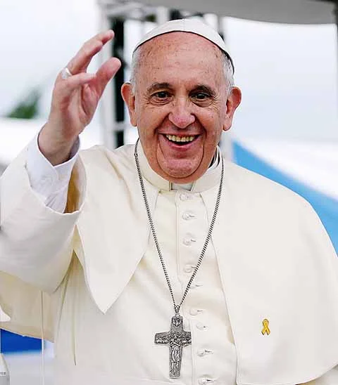 O Conclave, para eleição do novo Papa, começou neste 7 de maio. A morte do Papa Francisco havia feito o Vaticano entrar no chamado período de Sé Vacante, quando a Igreja Católica realiza os ritos funerários e se prepara para o processo de escolha do novo pontífice. 


