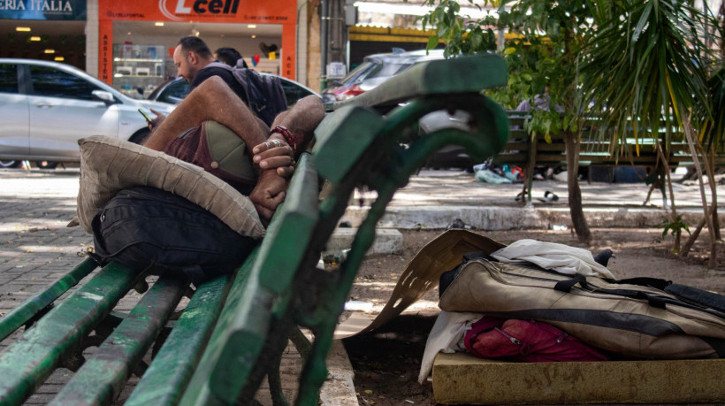 Entre os fatores que explicam o crescimento dos menores rendimentos destaca-se também a expansão dos domicílios abrangidos pelo Programa Bolsa Família.