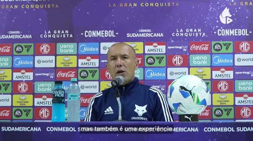 Leonardo Jardim: 'O Cruzeiro não quer jogar a Sul-Americana no futuro'