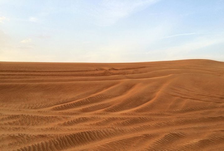 O deserto do Iraque faz parte do vasto deserto da Arábia, cobrindo grande parte da região ocidental e sudoeste do país.