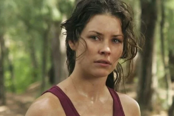 Foram 121 episódios em 6 temporadas.  A atuação em Lost lhe rendeu uma indicação ao Globo de Ouro, em 2006, como Melhor Atriz Coadjuvante em Série, Minissérie ou Filme para TV.