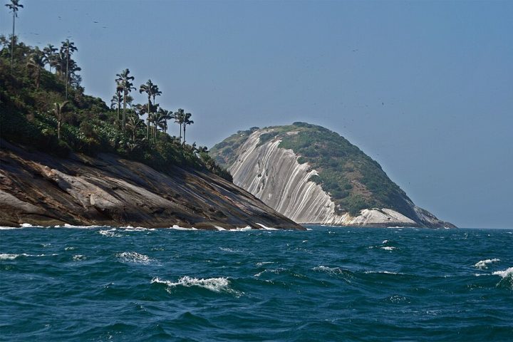 Além de seu valor ecológico, as Ilhas Cagarras possuem um grande apelo visual, formando parte do cenário natural da cidade do Rio de Janeiro.