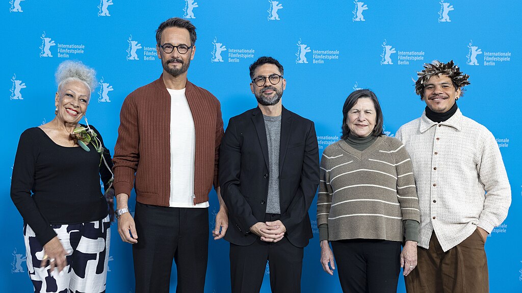 “Nós fazemos filmes por amor à arte, para contar nossa história e falar da cultura do nosso país. O Brasil é um país maravilhoso que merece ser descoberto pelo Mundo inteiro”, completou.
