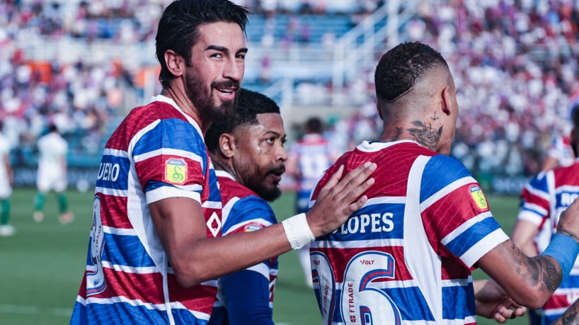FORTALEZA, CEARÁ,  BRASIL- 10.05..2025: Comemoração Marinho, Lucero e Breno Lopes . Fortaleza e Juventude.  /Daniel Galber Especial para O POVO) 