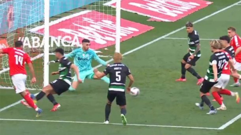 Visitantes saem na frente logo no início do primeiro tempo, mas encarnados empatam e campeão será conhecido na última rodada