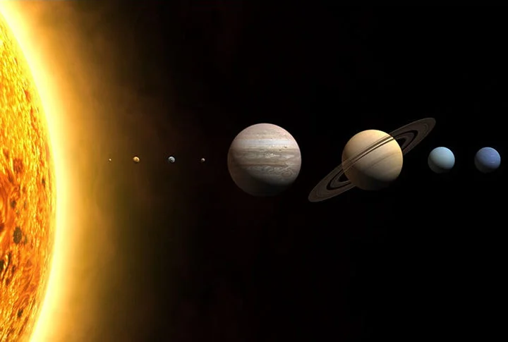 Se a infinidade do universo te intriga, Viagem ao Infinito pode ser um bom documentário para assistir. O físico teórico Carlo Rovelli, um dos criadores da teoria da gravidade quântica em loop, é entrevistado e tenta explicar os mistérios do infinito.