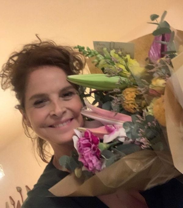 Na ocasião, ela compartilhou em uma entrevista na TV que, embora tivesse seis irmãos, nenhum deles era compatível para a doação. A medula óssea veio de uma pessoa desconhecida. 