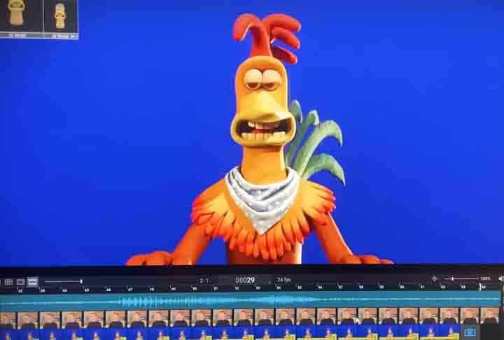 Com o novo filme, novas vozes entraram no elenco. De maior destaque, os personagens Rocky e Ginger, antes dublados por Mel Gibson (Mad Max) e Julia Sawalha (Absolutamente Fabulosas), foram substituídos por Zachary Levi e Thandiwe Newton.