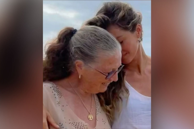 Postada nas redes sociais de Gisele, ela lembra de sua mãe Vânia Maria Nonnenmacher, que faleceu em 2024 após lutar contra um câncer.