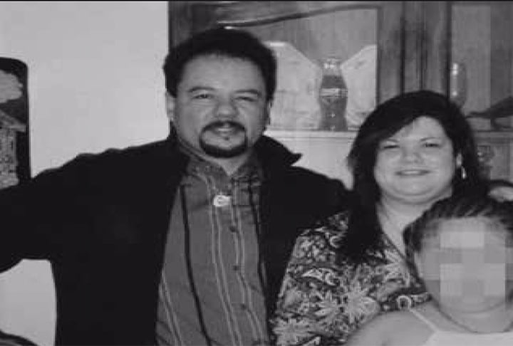 Ariel Castro chegou a ser casado. Ele conheceu Grimilda Figueroa em 1980. Logo se casaram e foram morar naquele mesmo endereço. Aos poucos, porém e infelizmente, ele tornou-se violento e começou a bater nela. Certa vez, ele a jogou pela escada e fraturou o crânio. 