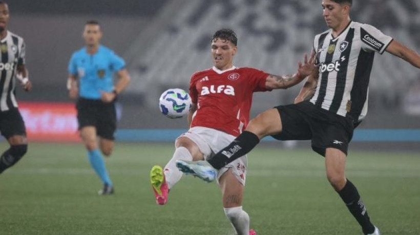 Colorado é a equipe do Brasileirão que mais sofreu gols em maio, com 11. Planejamento é evitar que goleada para o Botafogo abale parte anímica