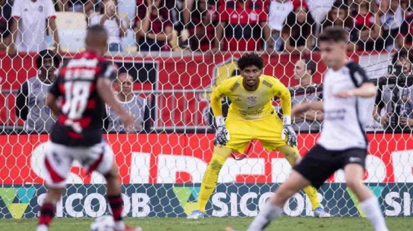 Timão sofreu 14 gols nas oito primeiras rodadas da competição e liga alerta para o técnico Dorival Júnior