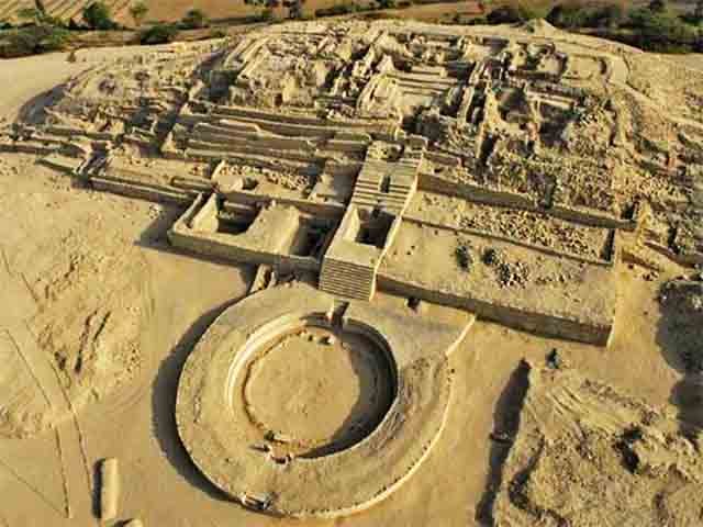 No início de fevereiro de 2025, arqueólogos encontraram uma nova pirâmide nas cercanias do sítio arqueológico pré-hispânico de Caral.