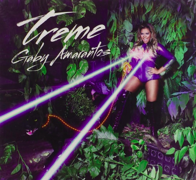 Em 2012, lançou seu primeiro álbum solo, Treme, que trouxe sucessos como Ex Mai Love e Xirley, além de participações de artistas como Dona Onete e Fernanda Takai.