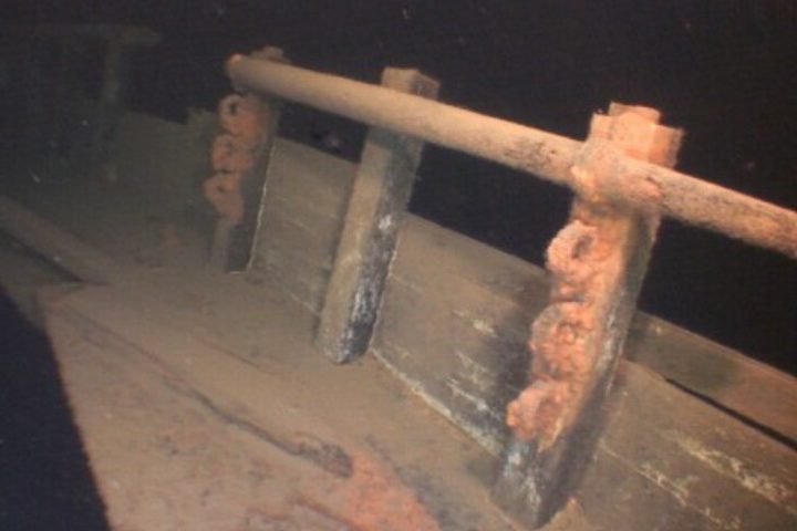 A aquisição foi possível graças a uma antiga lei britânica, criada após a Segunda Guerra Mundial, que permite ao governo vender embarcações naufragadas em águas inglesas, desde que elas não tenham mais dono.