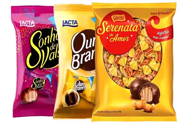 No século XIX, uma farmácia na Bélgica trouxe à tona um dos doces mais populares do planeta, o bombom. Por lá, o dono teve a ideia de enrolar os medicamentos com uma cobertura de chocolate preto para ajudar a engolir o remédio amargo.