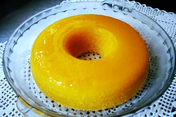 No entanto, esse doce também pode ser preparado em formas grandes de pudim. Quando são utilizadas formas com um comprimento maior, ele se transforma em quindão.