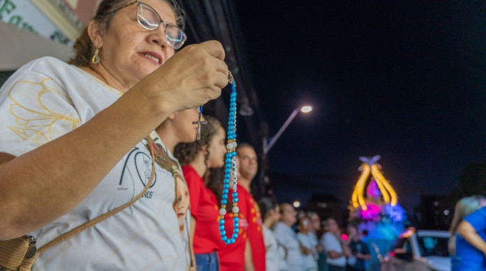 FORTALEZA-CE, BRASIL, 13-05-2025: Procissão de Nossa Senhora de Fátima. (Foto: Fernanda Barros/O Povo) 
