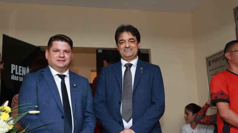 Prefeito de São Benedito, Saul Lima Maciel (PT), e vice Chiquinho da Rodoviária (Republicanos)