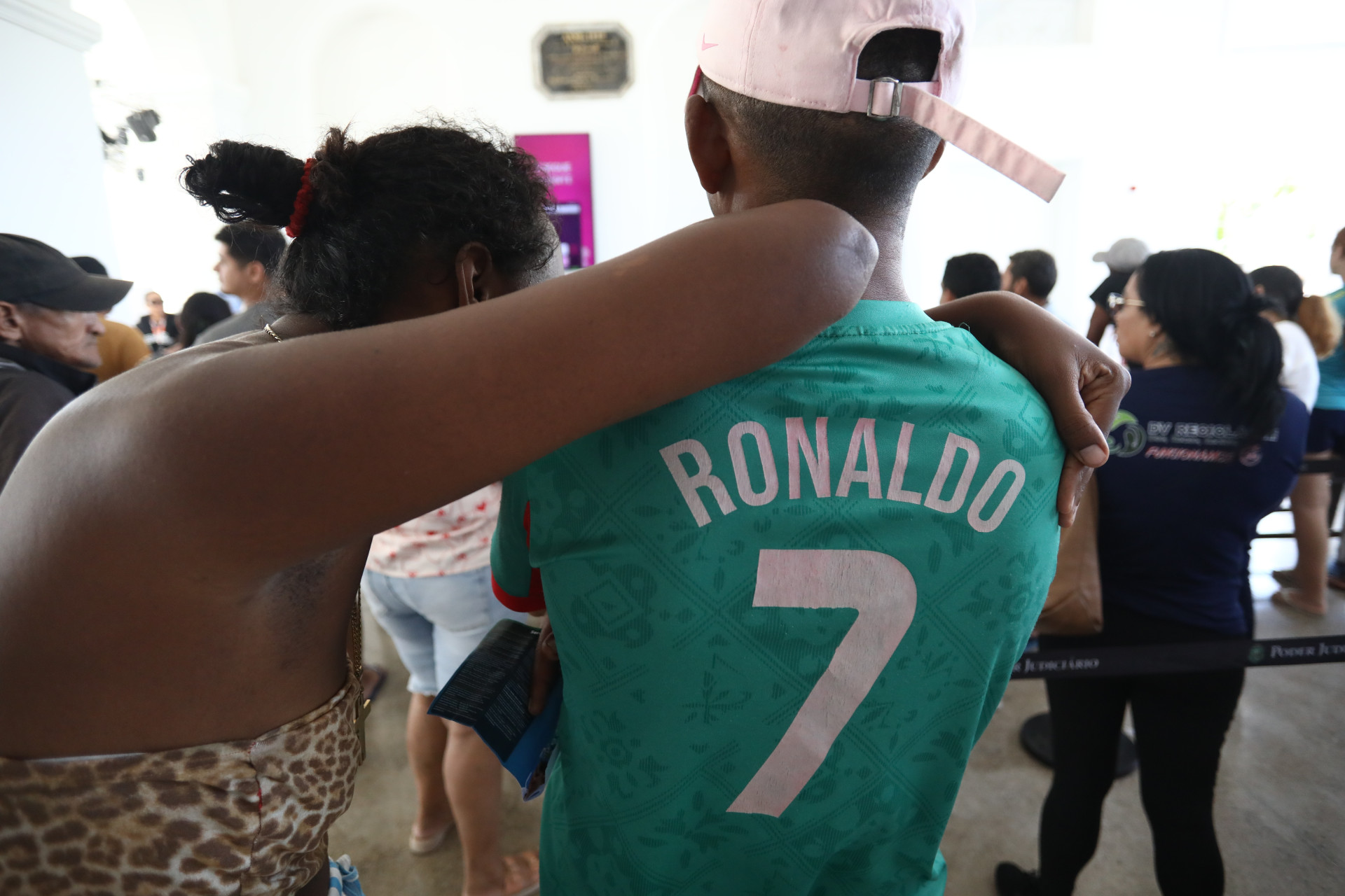 FORTALEZA-CE, BRASIL, 13.05.2025: Justiça do Ceará realiza ação para emissão de registros na Semana Nacional do Registro Civil. Estação das artes.  (Foto: Fabio Lima/ OPOVO)