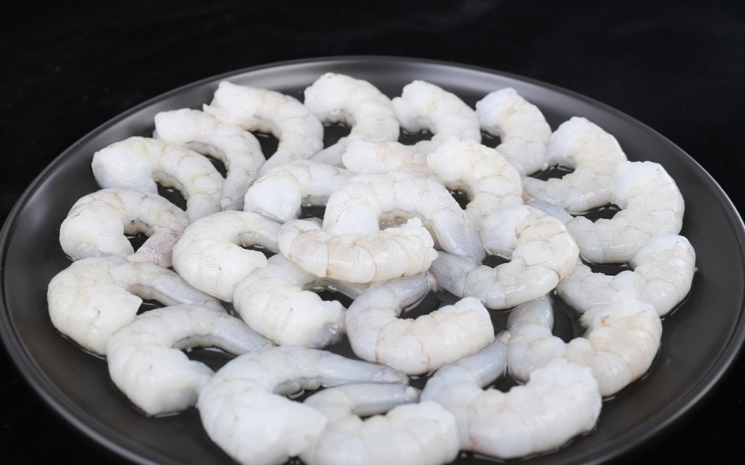 Estes animais pertencem ao subfilo dos crustáceos, com exoesqueleto da quitina. Seu corpo é dividido em duas partes: cefalotórax e abdômen, apresentando um aparelho digestivo completo. 