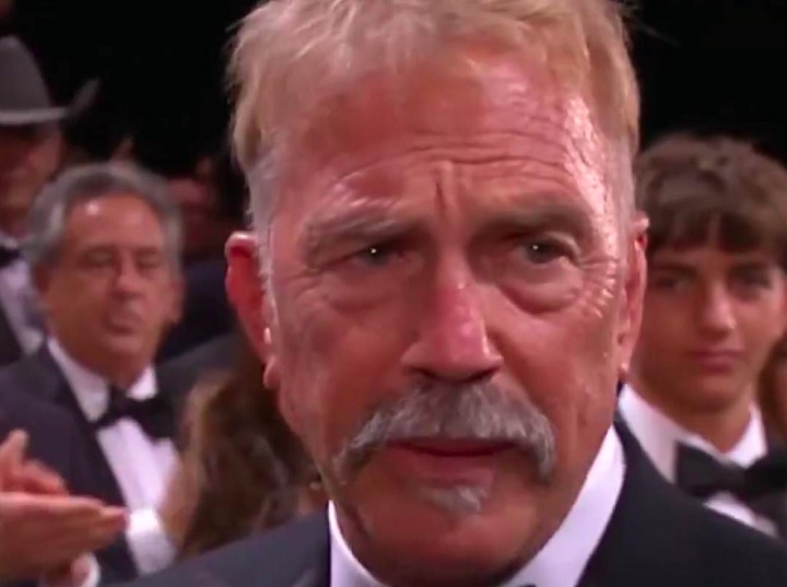 Em maio/24, Costner foi às lágrimas depois que seu filme Horizon: An American Saga - Chapter 1 foi aplaudido por 10 minutos seguidos na estreia durante o Festival de Cinema de Cannes, na França.