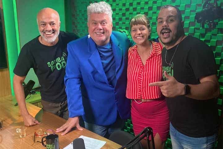 Ele atuou como comentarista na Globo, TVE, CNT e Band, seja cobrindo os desfiles das escolas de samba ou trabalhando na cenografia para cantores em diversos shows mundo afora. 