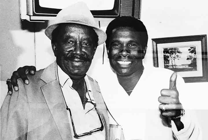 Na época, em 1975, era conhecido por Neguinho da Vala, apelido nascido na infância terrivelmente pobre, em Nova Iguaçu. Em Nilópolis, criou o bordão Olha a Beija-Flor aí, gente!, que se tornou um dos gritos de guerra mais conhecidos do carnaval.