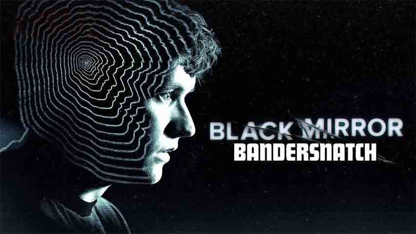 Entre os destaques da série, Bandersnatch ocupa lugar especial. Lançado em 2018, o episódio/filme interativo inovou ao permitir que o espectador tomasse decisões que mudavam o rumo da história.