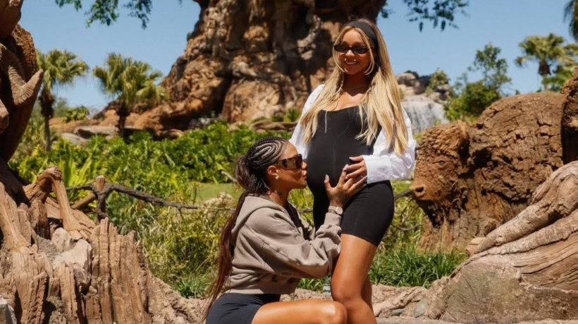 Ludmilla e Brunna celebram a chegada de Zuri, sua filha