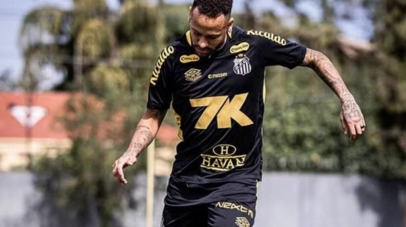 Camisa 10 deve voltar a atuar contra o CRB, na próxima semana, pela Copa do Brasil; já jogador argentino retorna após cinco meses