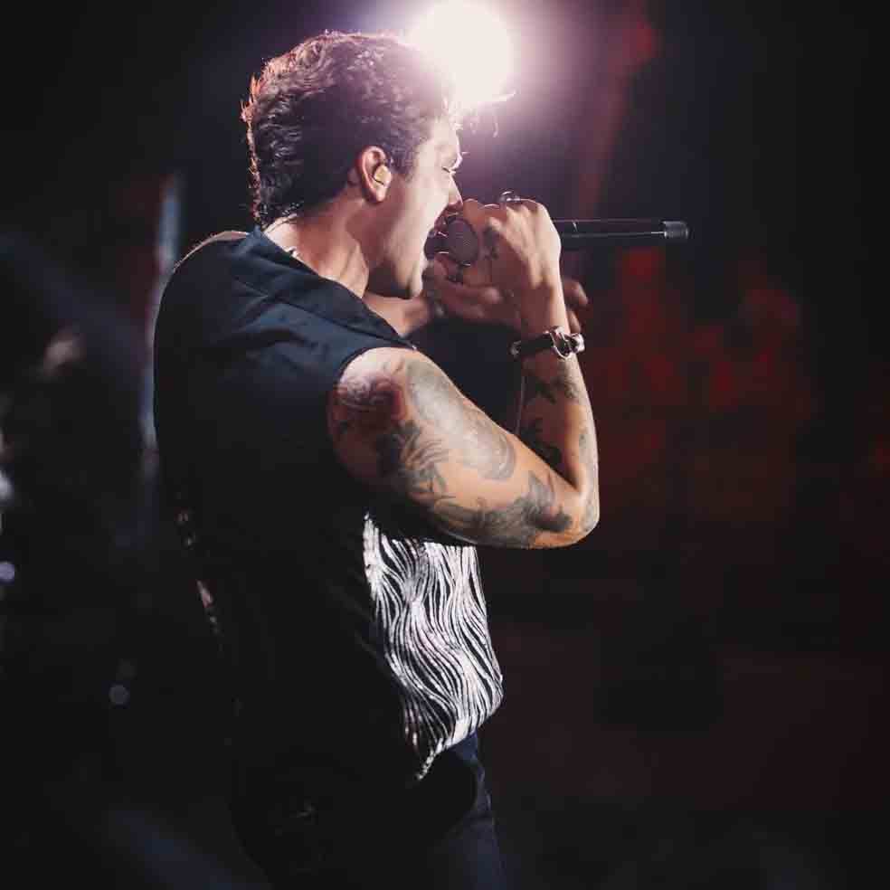 Você Não Sabe o que É Amor (2010), Amar Não é Pecado (2011), Você de Mim Não Sai (2012), Tudo Que Você Quiser (2013), Cê Topa (2014) e Chuva de arroz (2015) são alguns dos maiores sucessos do sertanejo.