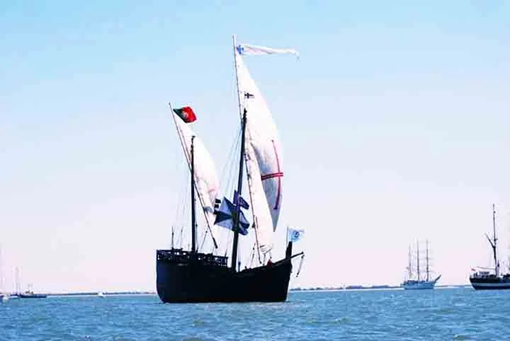 Esses naufrágios datam do período pós-1.500, quando os registros históricos começaram a detalhar melhor as embarcações e seus trajetos.