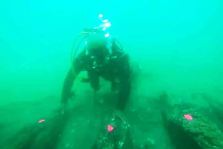 Com base nos artefatos encontrados e em registros históricos, Monteiro acredita que se trata do São Jorge, um navio português do início do século XVI.