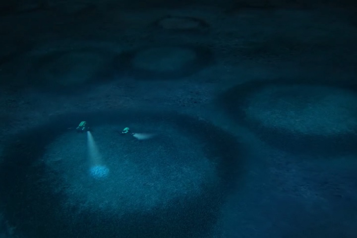 Com o tempo, o gelo das eras glaciais derreteu, o nível do mar subiu, e o ambiente mudou – dando origem às misteriosas formações circulares que existem hoje.