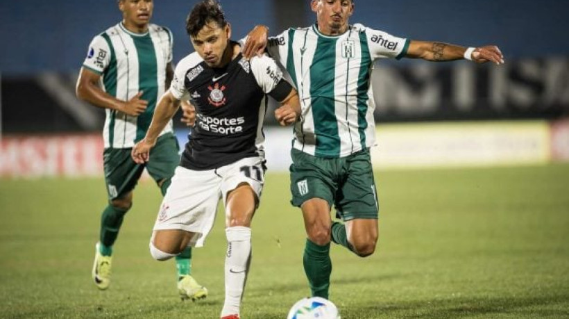 Timão faz 1 a 0 fora de casa e ainda sonha em avançar em primeiro lugar no Grupo C da Sul-Americana