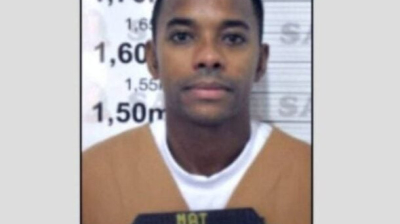 Condenado por violência sexual, em crime cometido na Itália, o ex-jogador permanece na Penitenciária 2 de Tremembé, em São Paulo