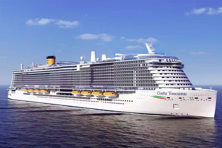 Cruzeiros, por exemplo, fazem com que o dinheiro gerado pelo turismo não chegue aos moradores locais. Além disso, esses navios causam danos ao meio ambiente.