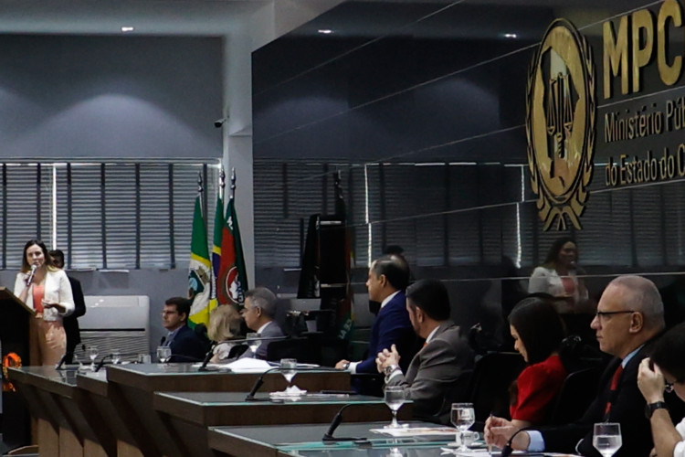 FORTALEZA, CEARÁ,  BRASIL- 16..05..2025:    Jade Romero, Vice-governadora. Governo do Estado, Alece e Sistema de Justiça promovem cooperação técnica pela proteção de crianças e adolescentes. /Daniel Galber Especial para O POVO)