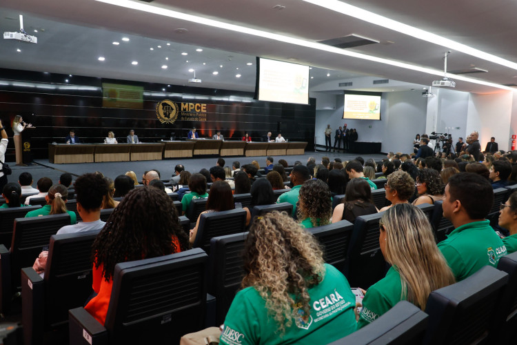 Termo foi assinado em solenidade realizada na sede do Ministério Público do Estado do Ceará