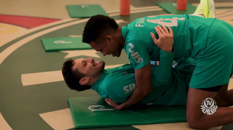 Palmeiras se reapresenta de olho em duelo pela ponta contra o RB Bragantino