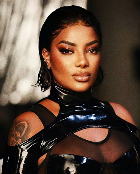 Ludmilla, cujo nome de batismo é Ludmila Oliveira da Silva, é natural do bairro de Bangu, no Rio de Janeiro. Nasceu em 30/04/95.