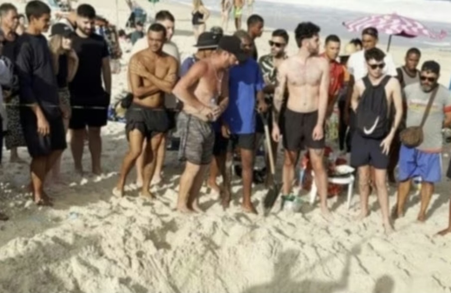 Aproveitando a deixa, entenda o que é a areia e quais os tipos que existem pelo mundo. Areia das mais diferentes formações.