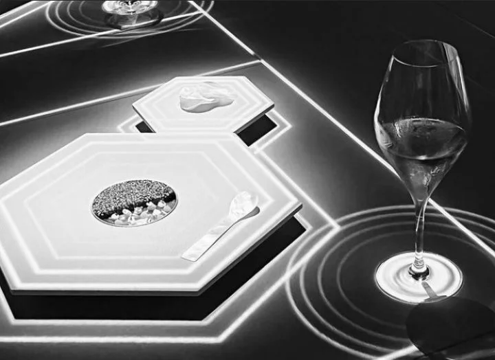 Desde que abriu suas portas, o restaurante tem sido um ponto de encontro para celebridades internacionais que buscam experiências exclusivas.