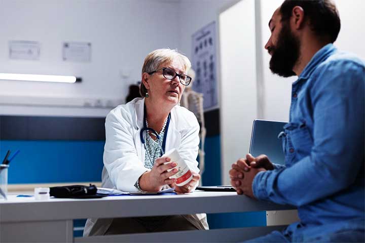 Porém, o uso excessivo deve ser evitado, e sempre é aconselhável consultar um médico antes de usar o bicarbonato de forma recorrente para este fim.