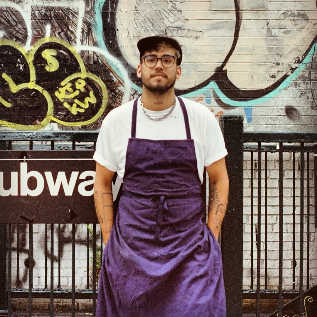 O dono e chef da padaria, Tony Yarema, 29, diz que o modelo tem forte lastro comunitário. Tanto que pessoas em melhores condições financeiras acabam pagando mais por outros itens do cardápio, como sobremesas, e acabam compensando os valores.  “Queremos que as pessoas se sintam confortáveis em entrar e pagar o que puderem”, declarou Tony Yarema ao jornal “The Times”. 
