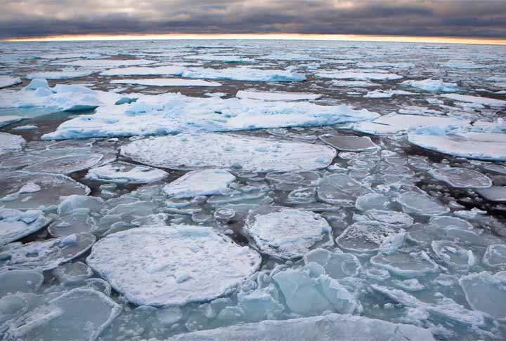 Atualmente, a forma mais próxima de união entre as ilhas ocorre no inverno, quando o mar ao redor das ilhas congela e elas ficam conectadas por uma espécie de pista de gelo.